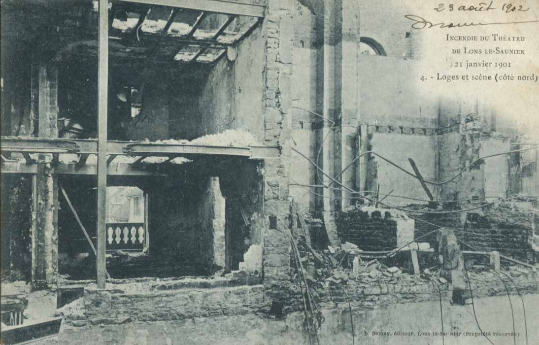 Incendie du Théatre Lons Le Saunier. 21 Janvier 1901. Loges et scéne, coté nord